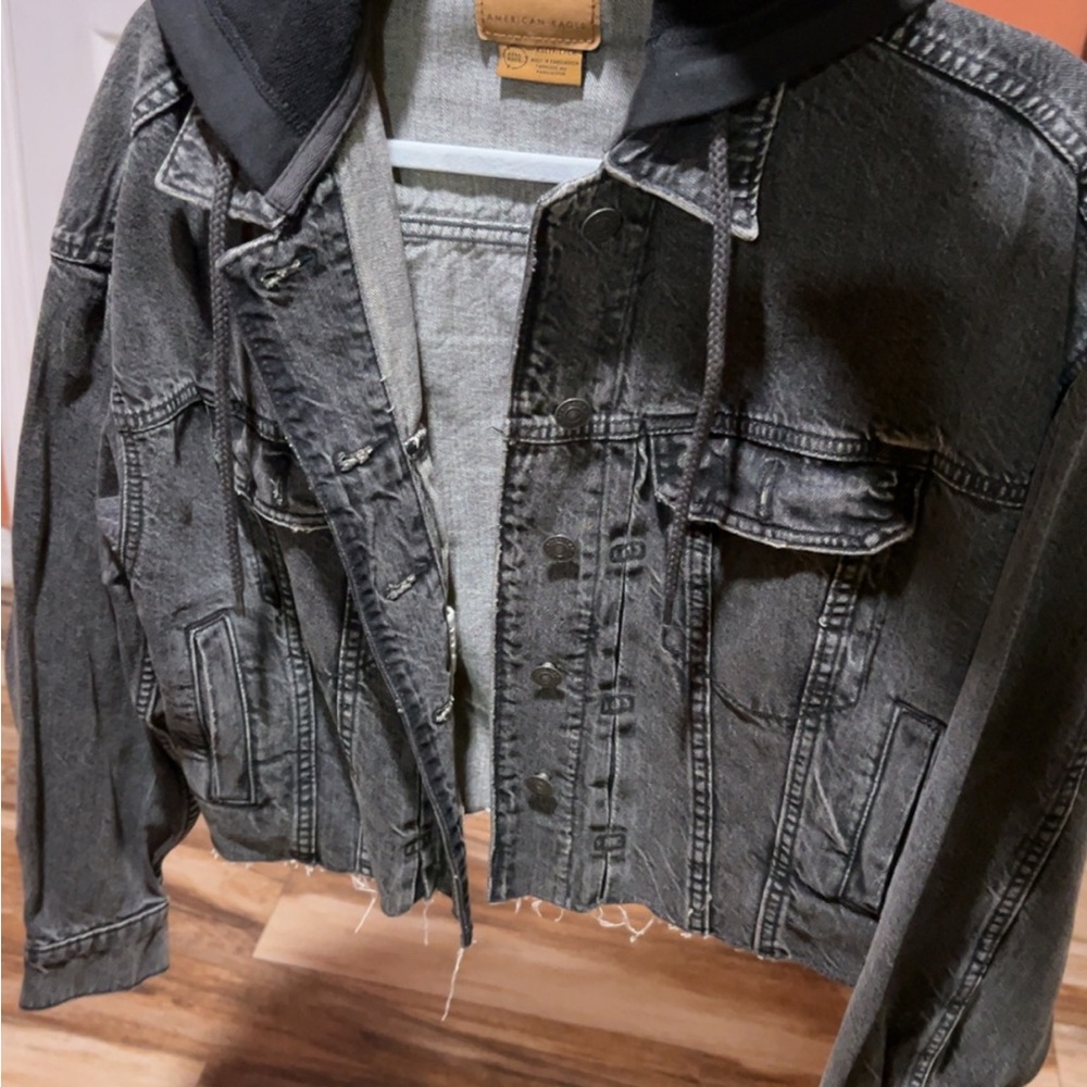 Denim Hooded Jacket black from American Eagle runs big